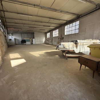 MIRA CENTRO Capannone adibito a Laboratorio Artigianale di circa 270 mq