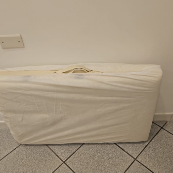 Vendo lettino per massaggi usato