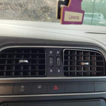 Bocchetta clima centrale VOLKSWAGEN POLO  del 2010