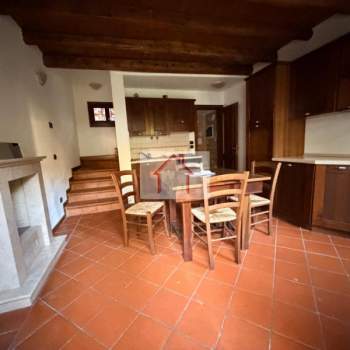 Casa a schiera in vendita a Giavera del Montello (Treviso)