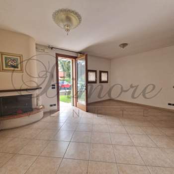 Bifamiliare in vendita a Santa Maria di Sala (Venezia)