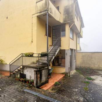 Bifamiliare in vendita a Monzuno (Bologna)