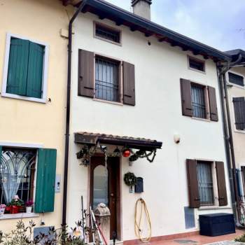 Casa a schiera in vendita a Verona (Verona)