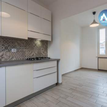 Appartamento in vendita a Pesaro (Pesaro e Urbino)