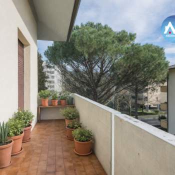 Appartamento in vendita a Pesaro (Pesaro e Urbino)