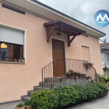 Bifamiliare in vendita a Vallefoglia (Pesaro e Urbino)