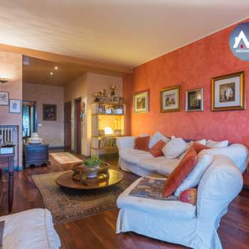 Appartamento in vendita a Pesaro (Pesaro e Urbino)