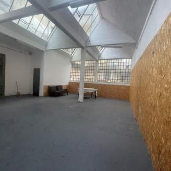 Magazzino in affitto a Chivasso (Torino)