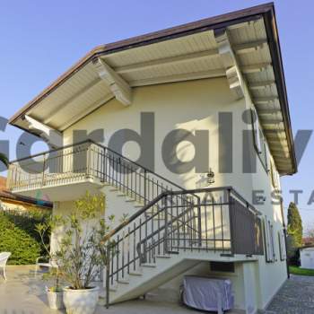 Casa singola in vendita a Sirmione (Brescia)