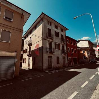 Appartamento in vendita a Recoaro Terme (Vicenza)