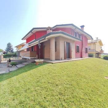 Villa in vendita a Ceregnano (Rovigo)