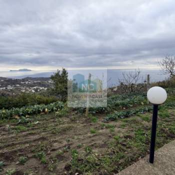 Casa singola in vendita a Serrara Fontana (Napoli)