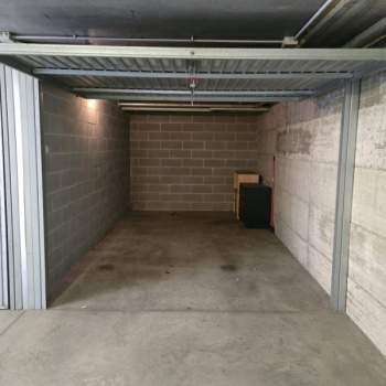 Garage in affitto a Milano (Milano)