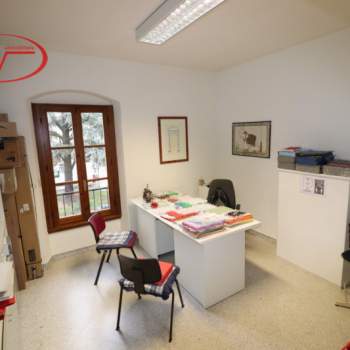 Ufficio in vendita a Montevarchi (Arezzo)