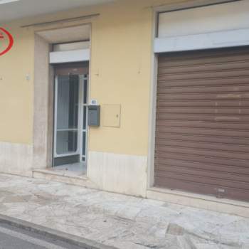 Negozio in affitto a Montevarchi (Arezzo)