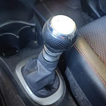 Leva cambio TOYOTA YARIS 1329cc benzina  del 2012