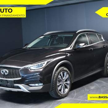 INFINITI QX30