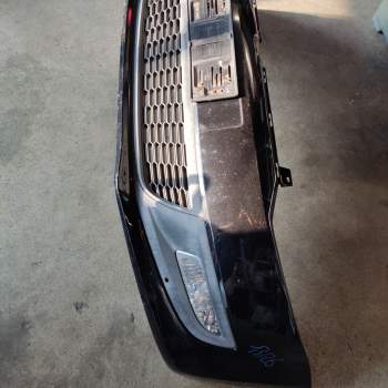 Paraurti anteriore VOLKSWAGEN POLO  del 2010