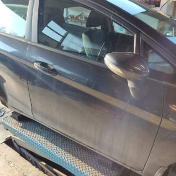 Porta anteriore dx nuda FORD FIESTA  del 2009