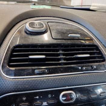 Bocchetta clima centr FIAT GRANDE PUNTO EVO 2011