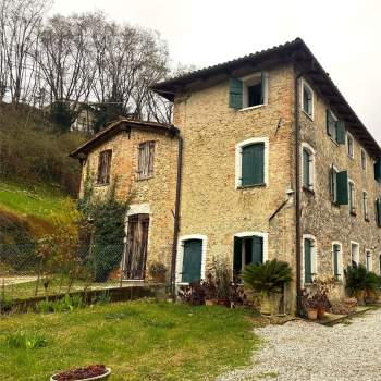 Villa Bifamiliare in Vendita a Susegana (TV) Via Morgante a Susegana
