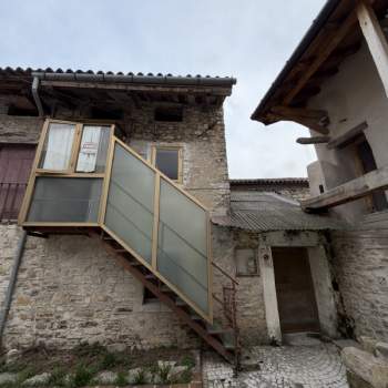 Casa a schiera in vendita a Revine Lago (Treviso)