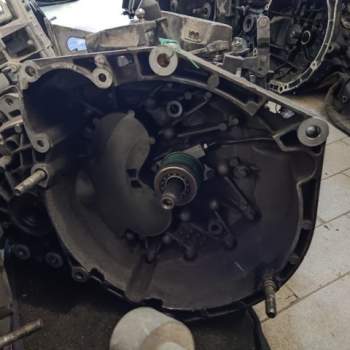 Cambio LANCIA DELTA 1598cc diesel  del 2013