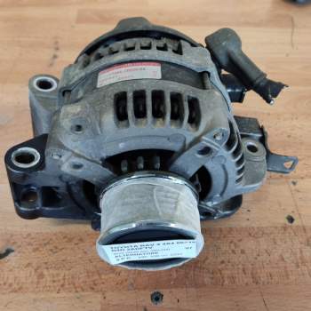 Alternatore TOYOTA RAV 4 4X4 2231cc D4D  del 2007