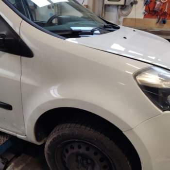 Parafango destro RENAULT CLIO  del 2011