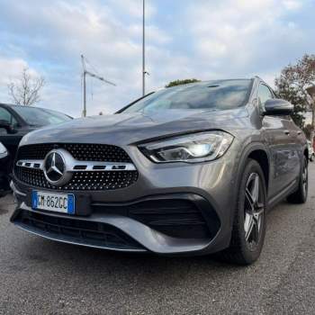 MERCEDES-BENZ GLA 180