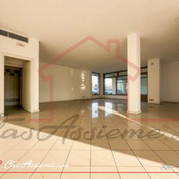 Negozio in vendita a Tombolo (Padova)