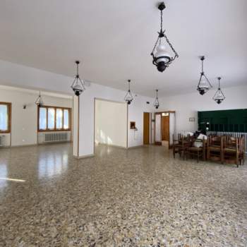 Palazzo in vendita a Auronzo di Cadore (Belluno)