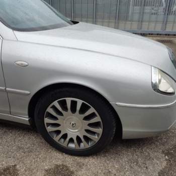 Parafango destro LANCIA THESIS  del 2003