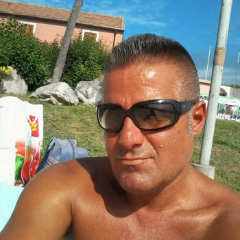 LIFEGUARD ASSISTENTE BAGNANTI CON BREVETTO 