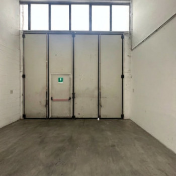 CAPANNONE IN AFFITTO A CAZZAGO DI PIANIGA