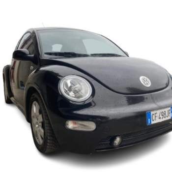 VOLKSWAGEN New Beetle