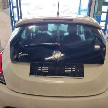 Portellone nudo LANCIA YPSILON  del 2011