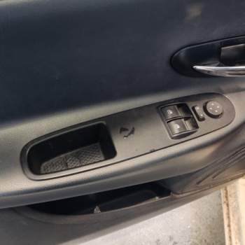 Comando vetri ant sx LANCIA YPSILON  del 2011