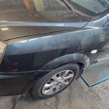 Parafango sinistro KIA CARENS  del 2005