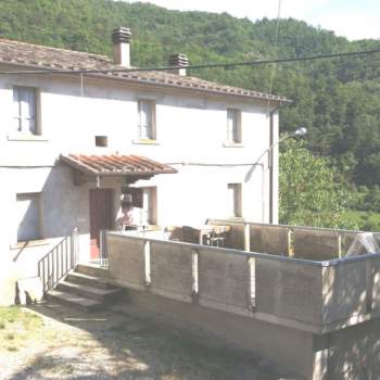 Rustico in vendita a San Giustino (Perugia)