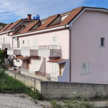 Villa in vendita a Satriano (Catanzaro)