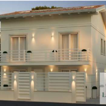 Villa in vendita a Forte dei Marmi (Lucca)