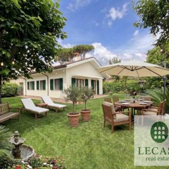 Villa in vendita a Forte dei Marmi (Lucca)