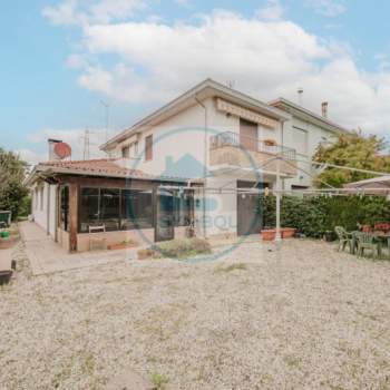Bifamiliare in vendita a Salzano (Venezia)