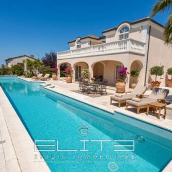 Villa in vendita a Porto Recanati (Macerata)