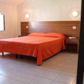 Hotel - albergo in vendita a Furnari (Messina)