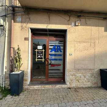 Negozio in affitto a Milazzo (Messina)
