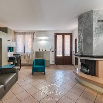 Villa in vendita a Curtatone (Mantova)
