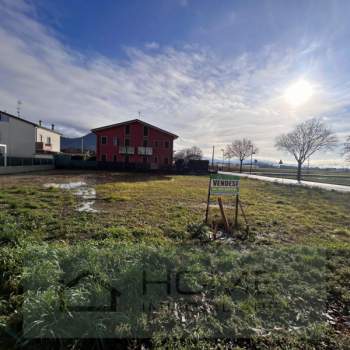 Terreno in vendita a Rovolon (Padova)