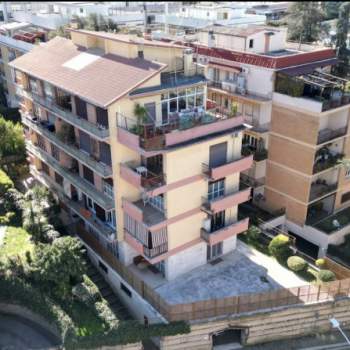 Appartamento in vendita a Roma (Roma)